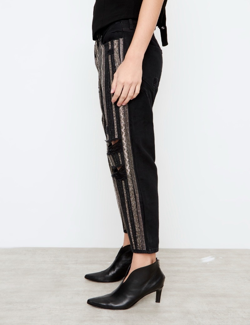 JEANS BOYFIT TASH BLACK SHINY STRIPES