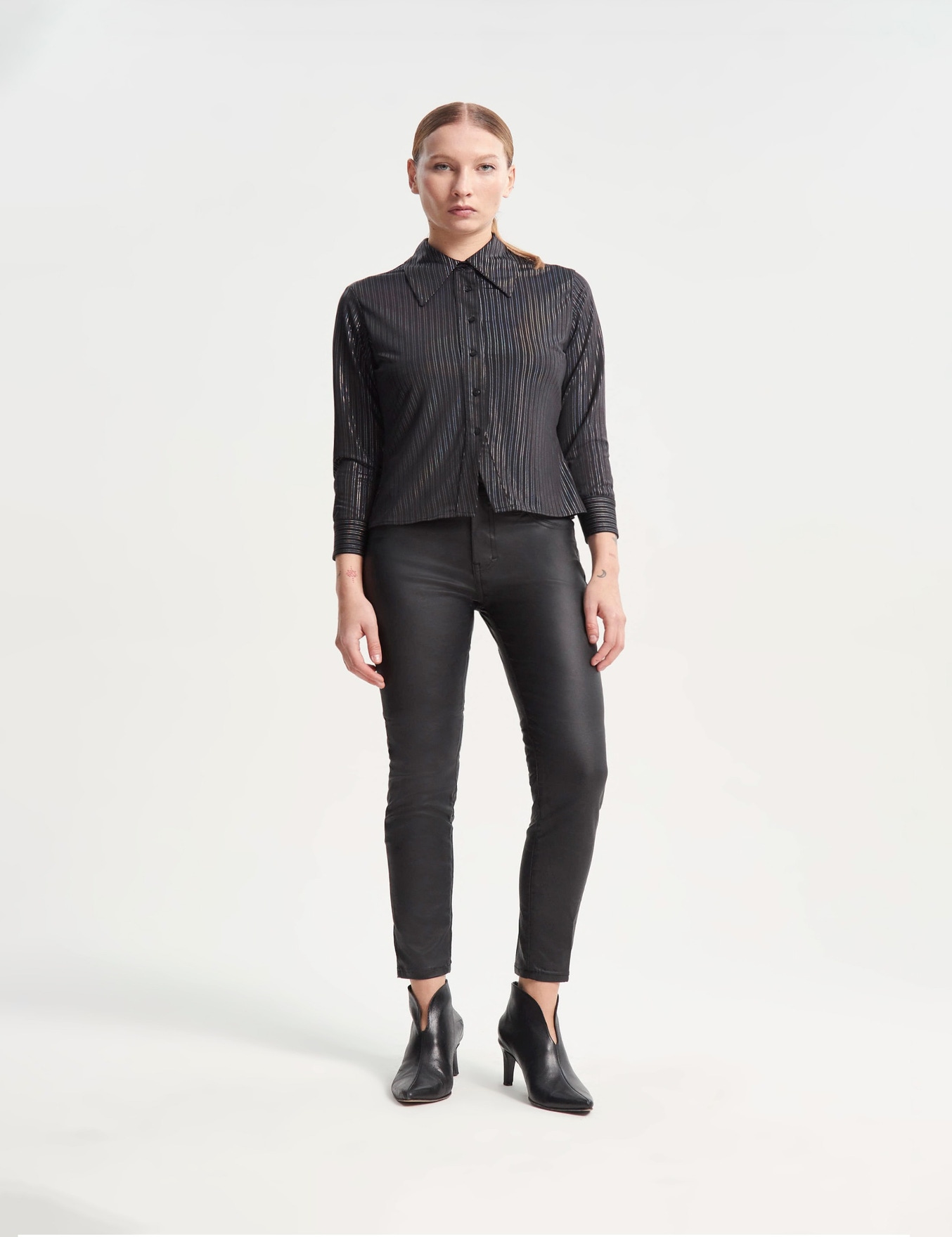 CHUPIN FLORA BLACK ROSE