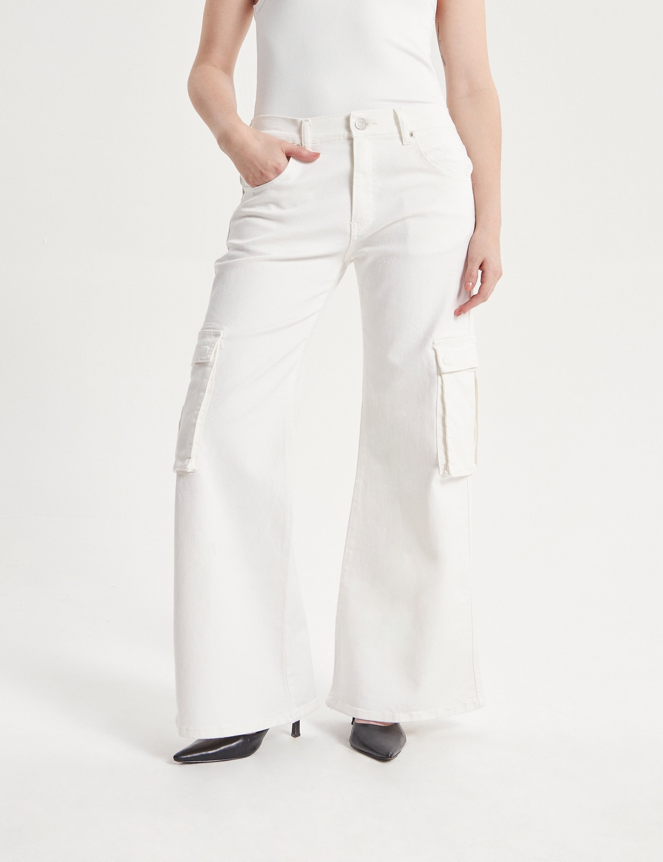 PANTALÓN CARGO GIGI WHITE