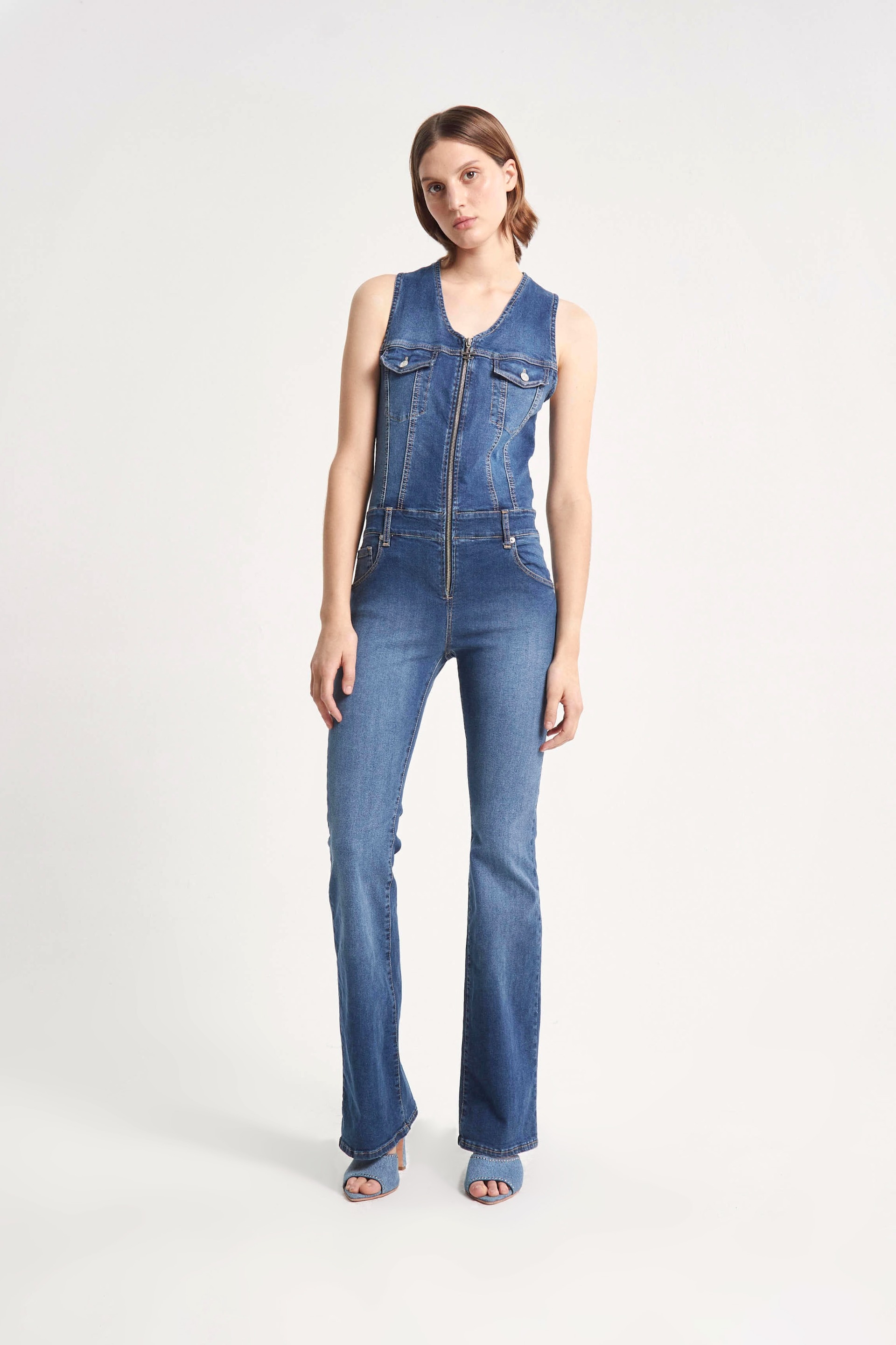 MONO SLIM BOOTCUT