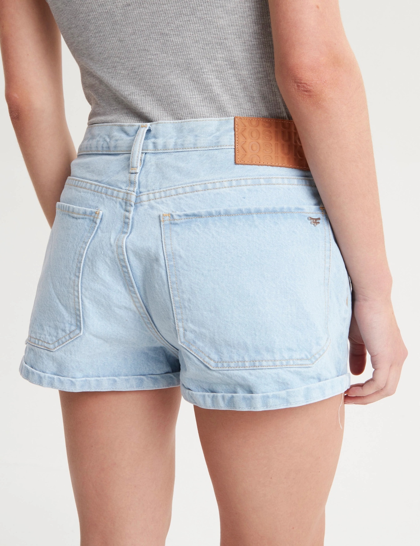 SHORT LOVERS LIGHT BLUE