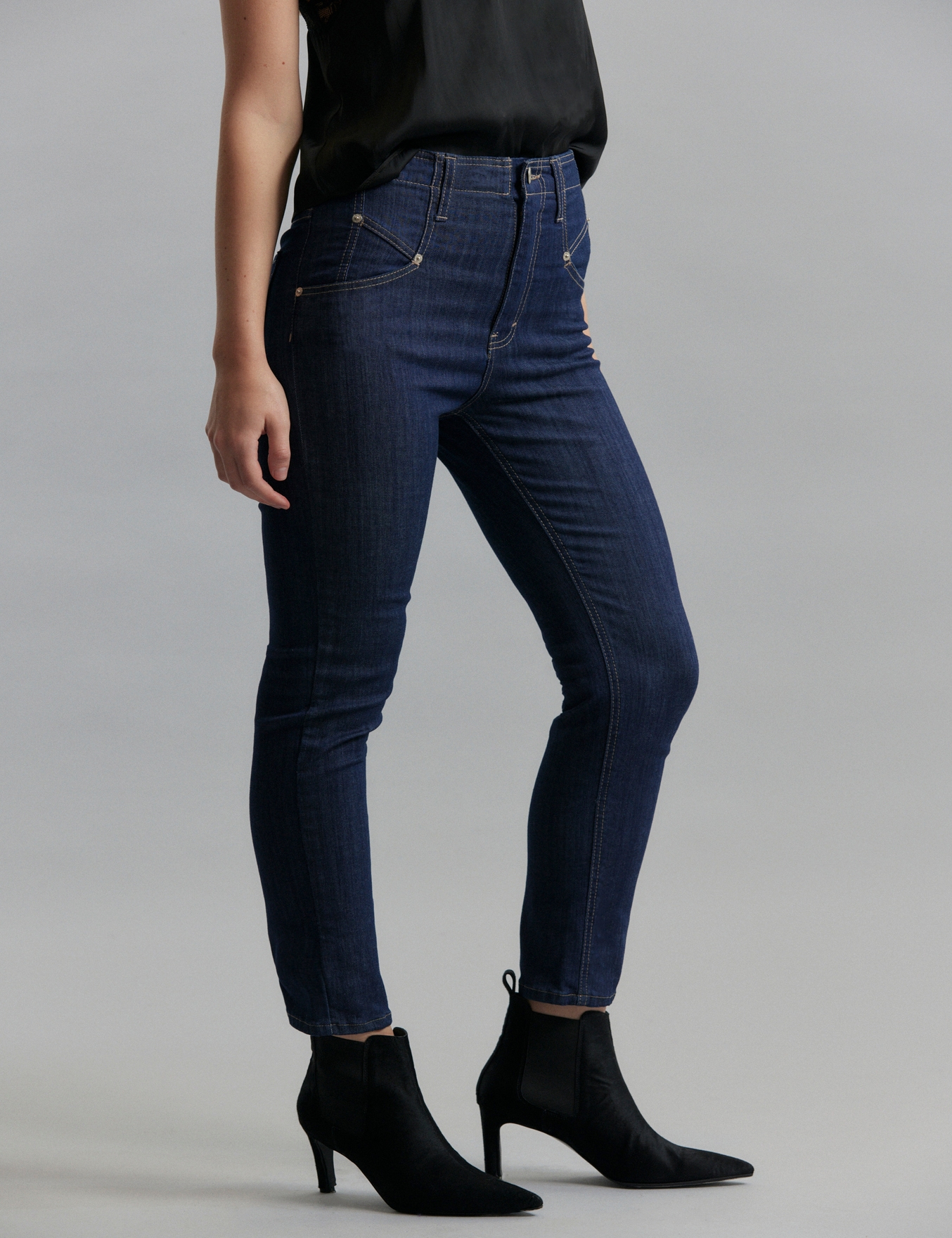 JEANS ISA BLUE