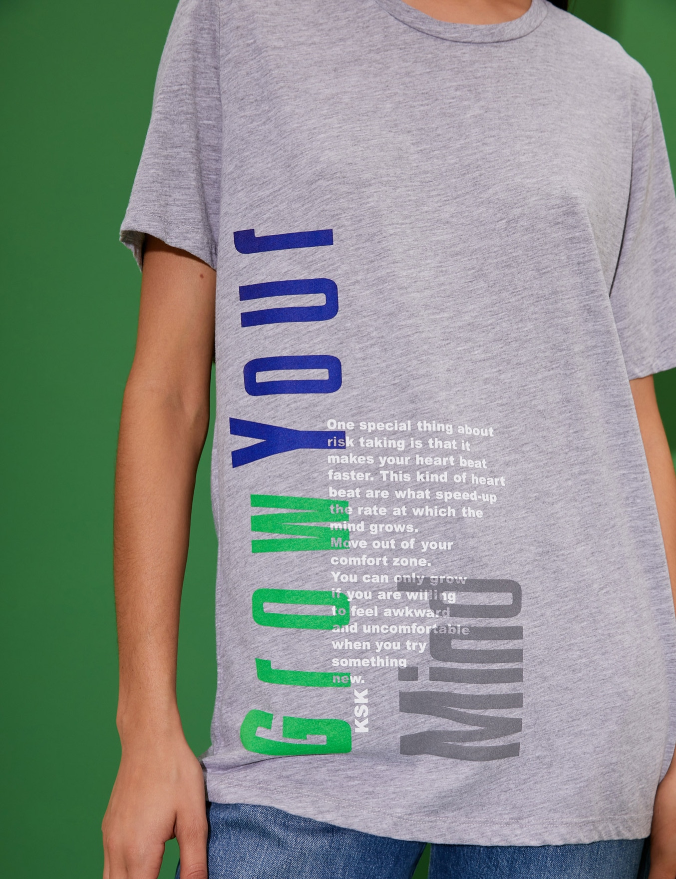 REMERA GROW YOUR MIND