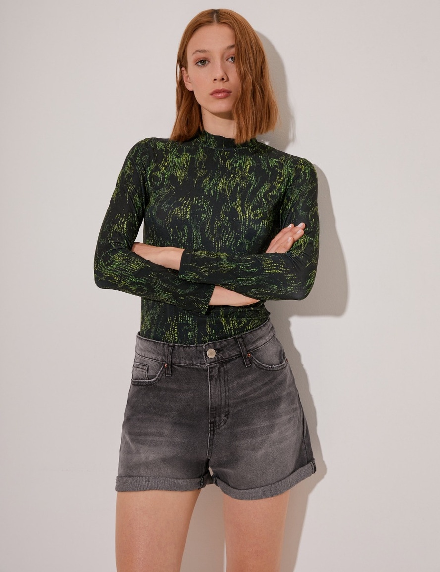 SHORT TASH BLACK