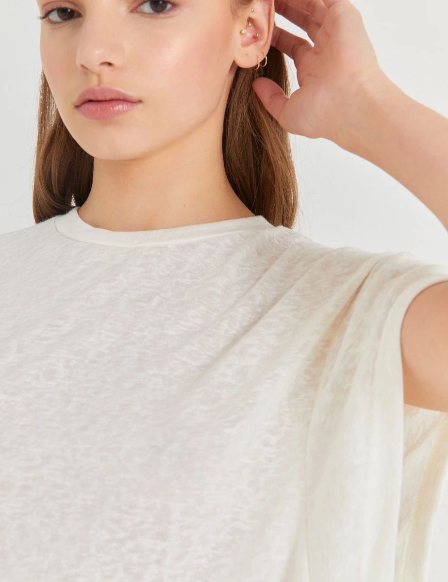 REMERA SCARLETT KSK