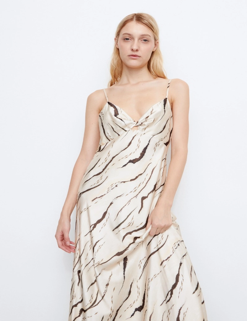 VESTIDO BRUNCH