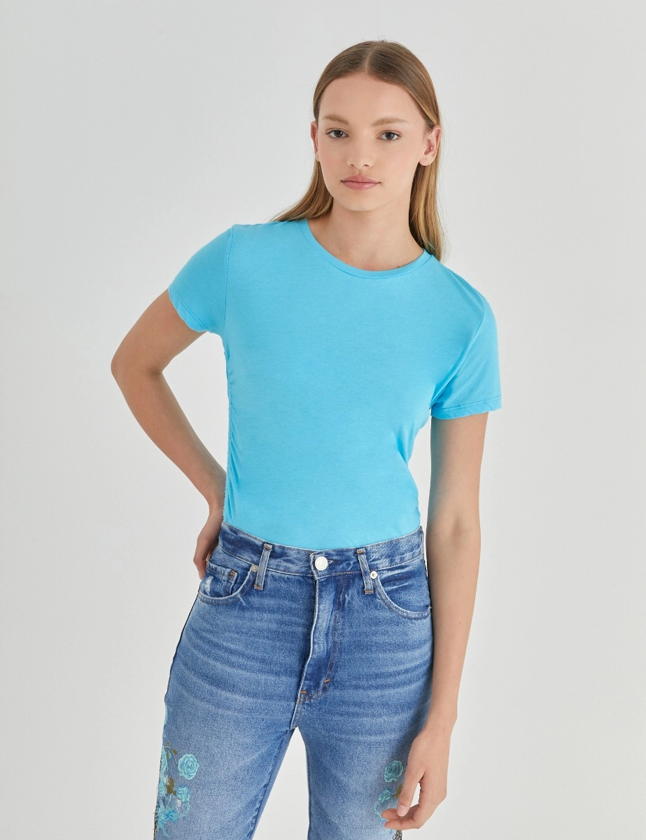 REMERA JAKE