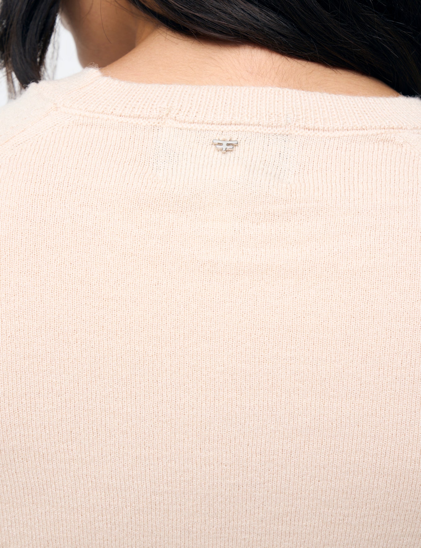SWEATER NEW GOING DOWN