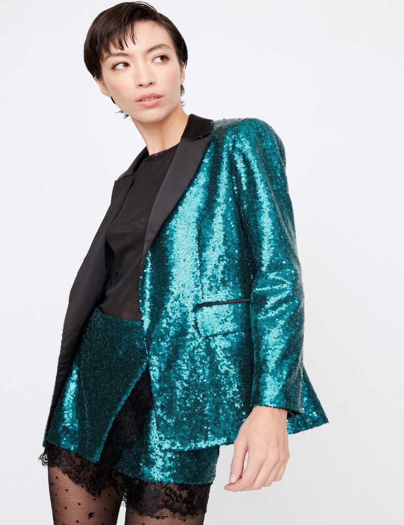 BLAZER LOVE ME AGAIN