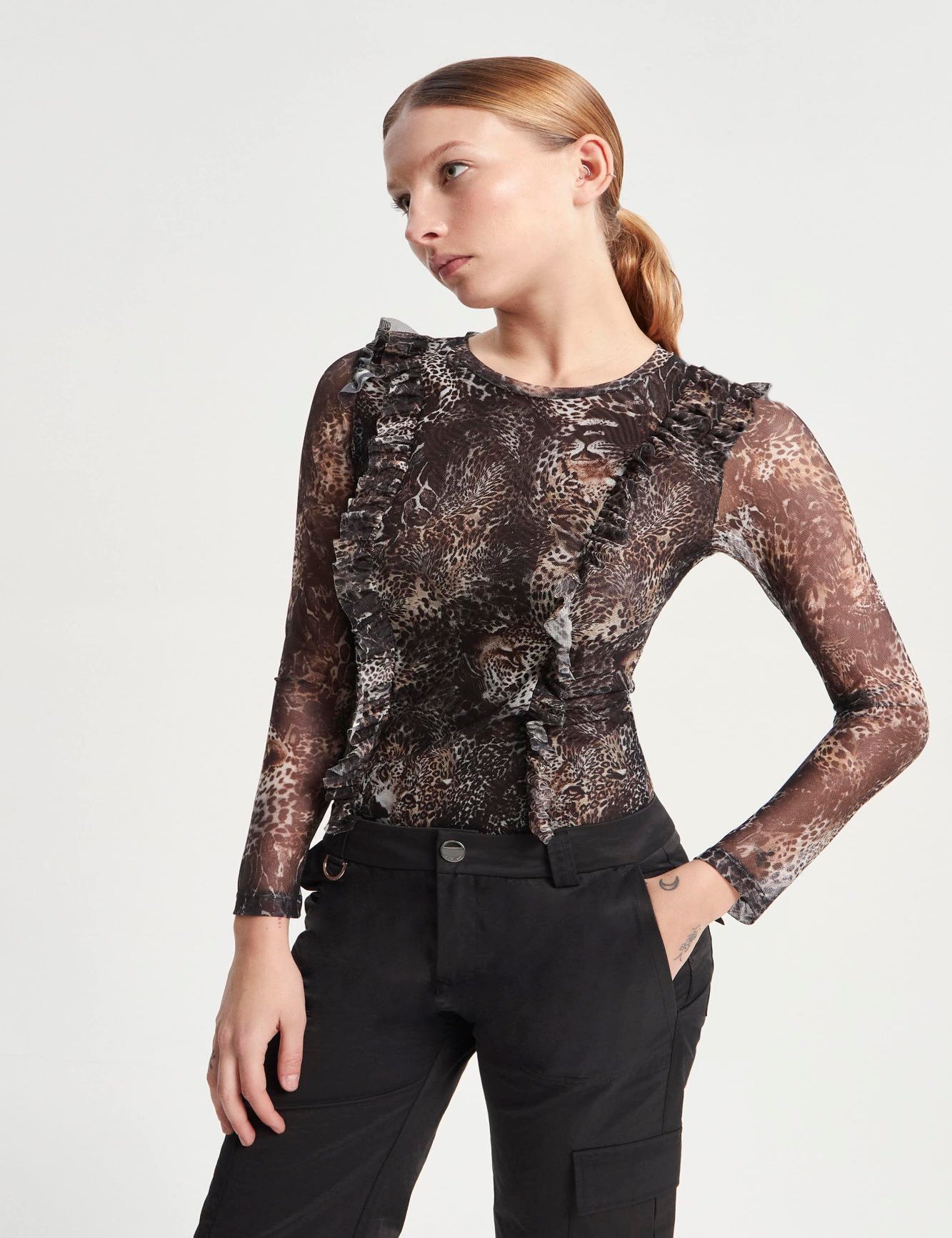 REMERA EXPLICIT LEOPARD