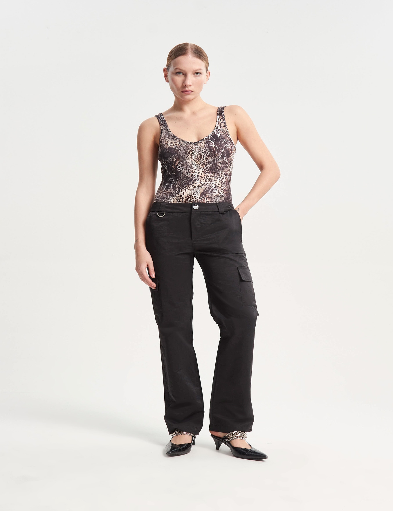 BODY EXPLICIT LEOPARD