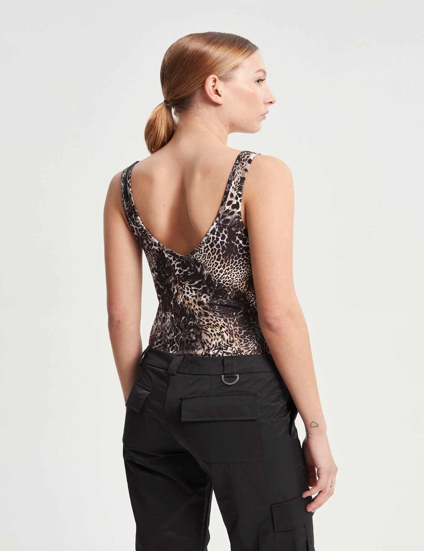 BODY EXPLICIT LEOPARD