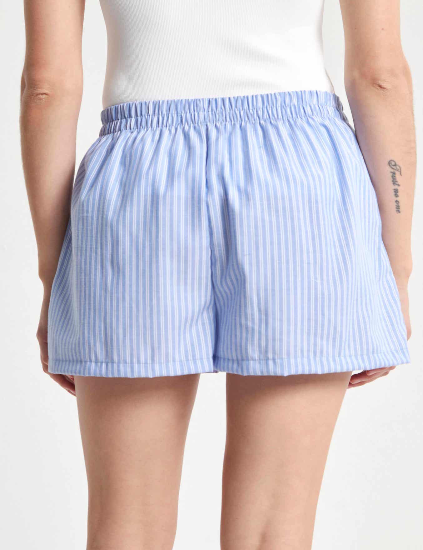 SHORT STRIPES