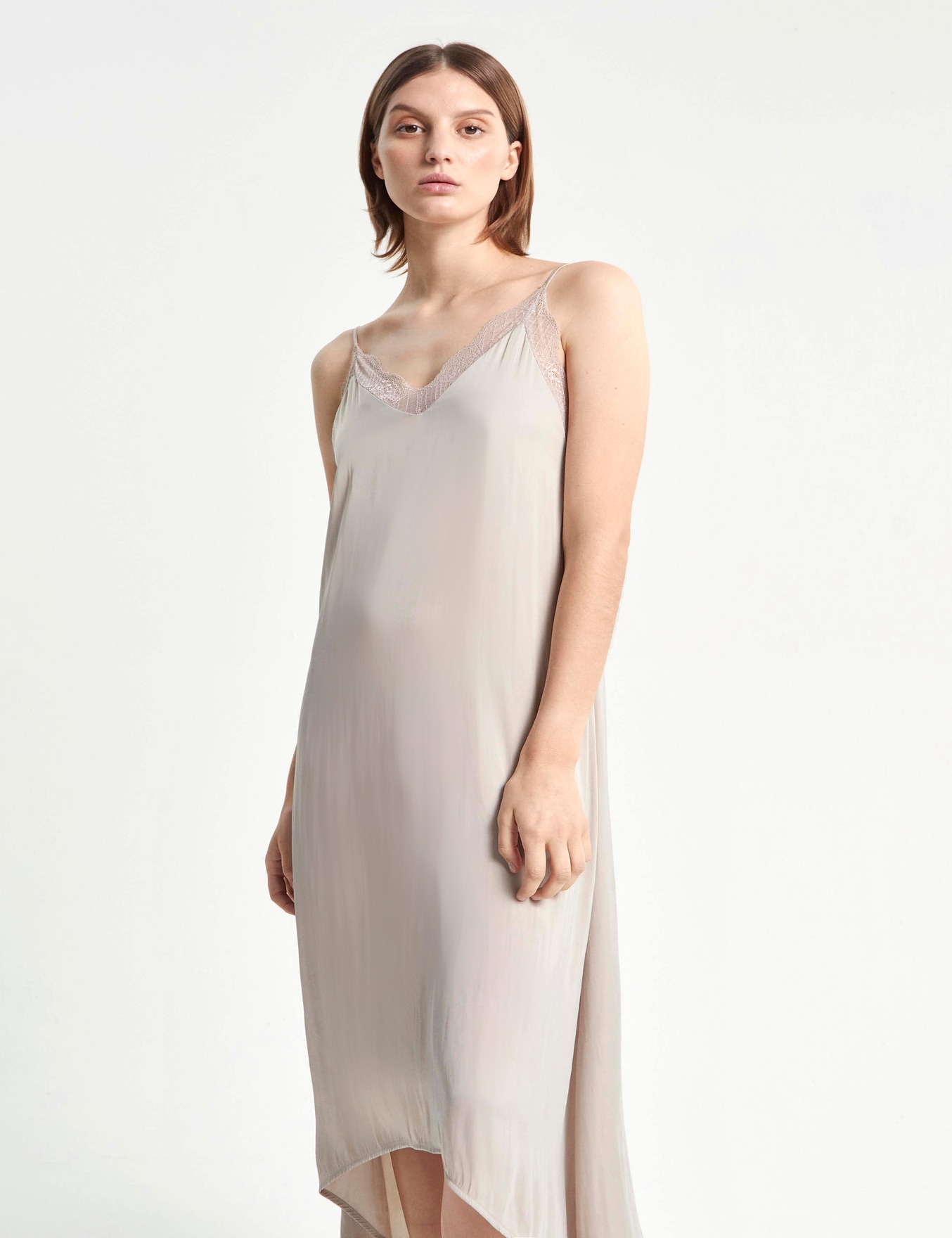 VESTIDO SLIP