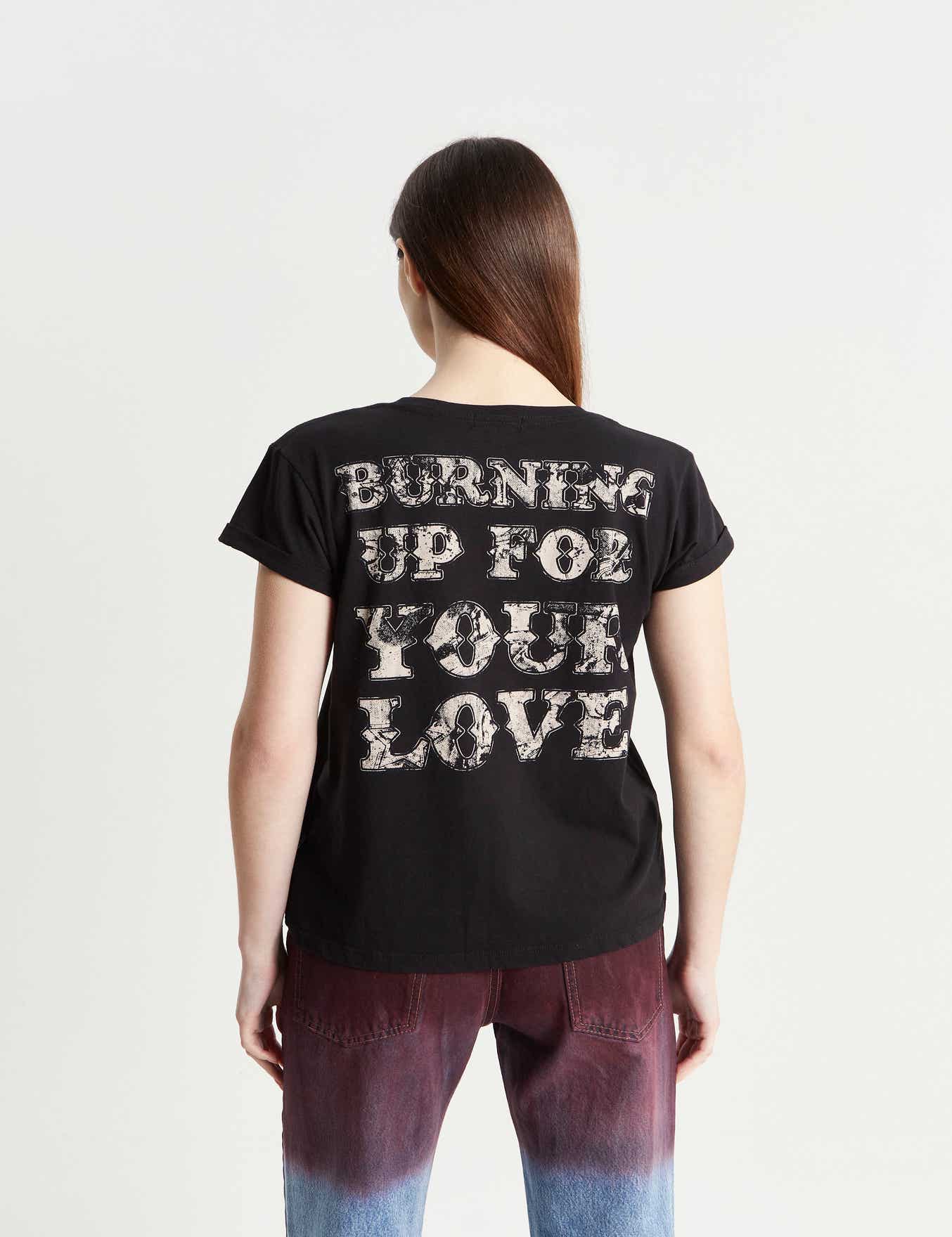 REMERA BURNING UP