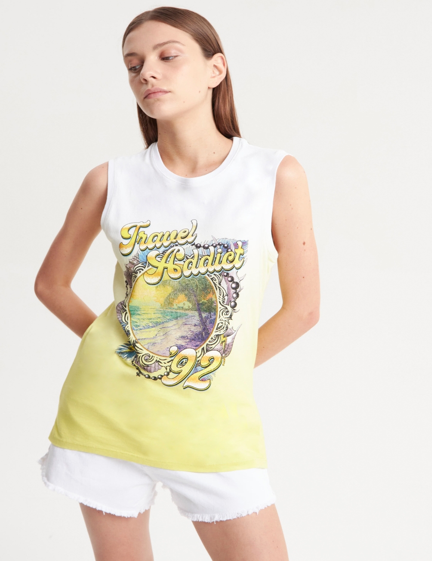MUSCULOSA TRAVEL ADDICT