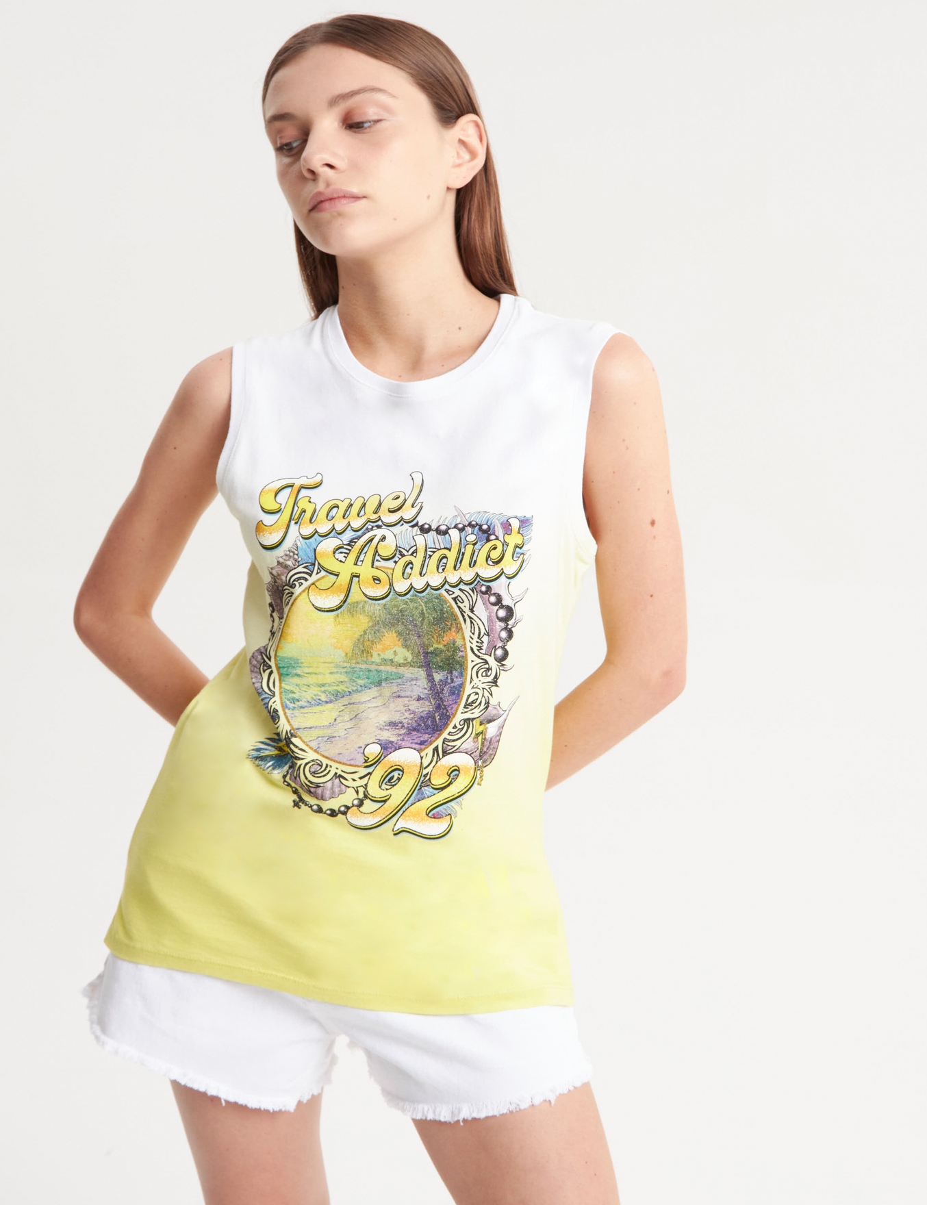 MUSCULOSA TRAVEL ADDICT