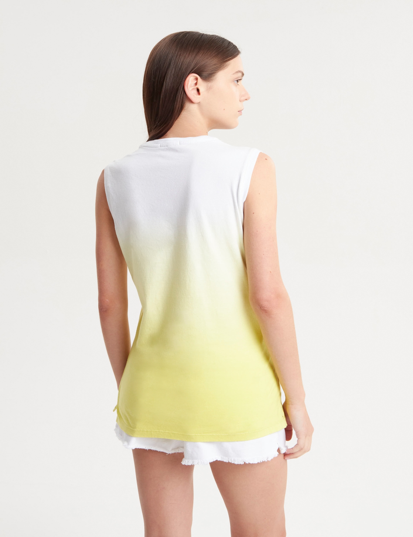 MUSCULOSA TRAVEL ADDICT