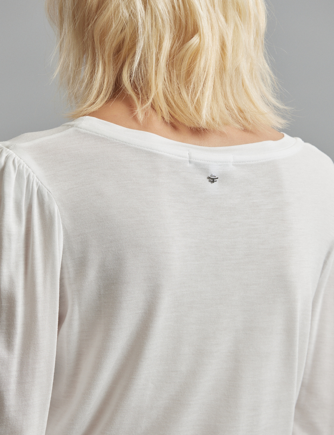 REMERA NATALIE