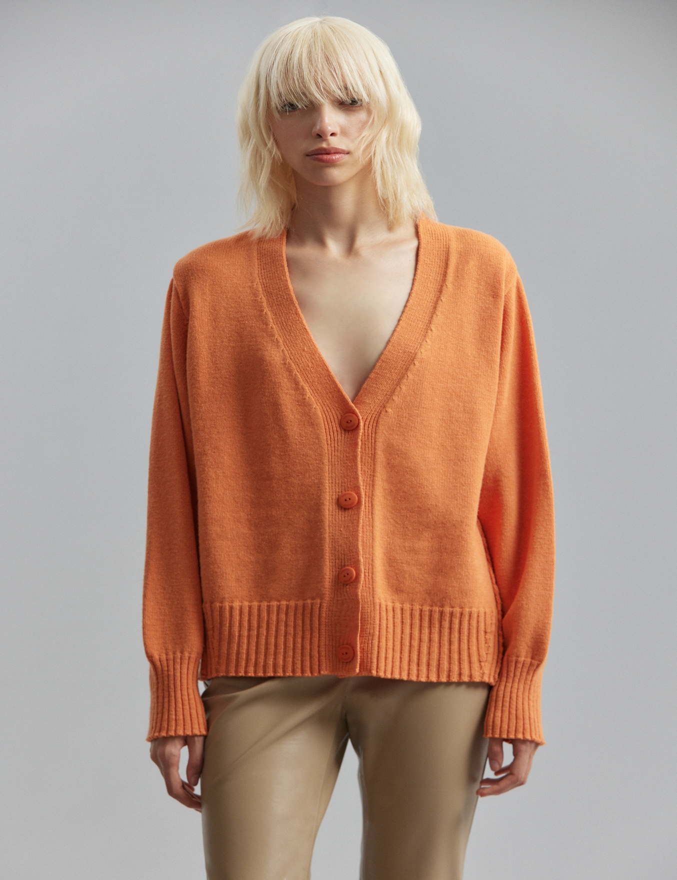 CARDIGAN I KEEP BETTING