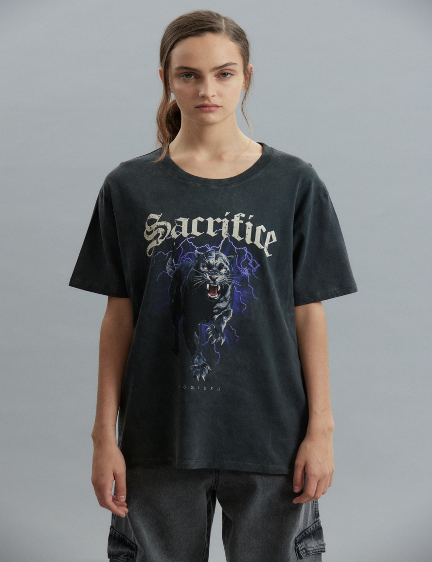 REMERA USED TO LOVE HER