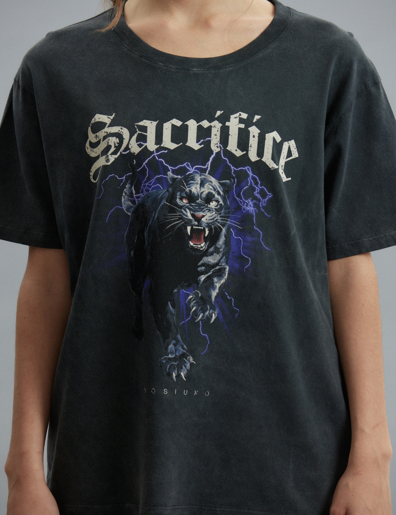 REMERA USED TO LOVE HER