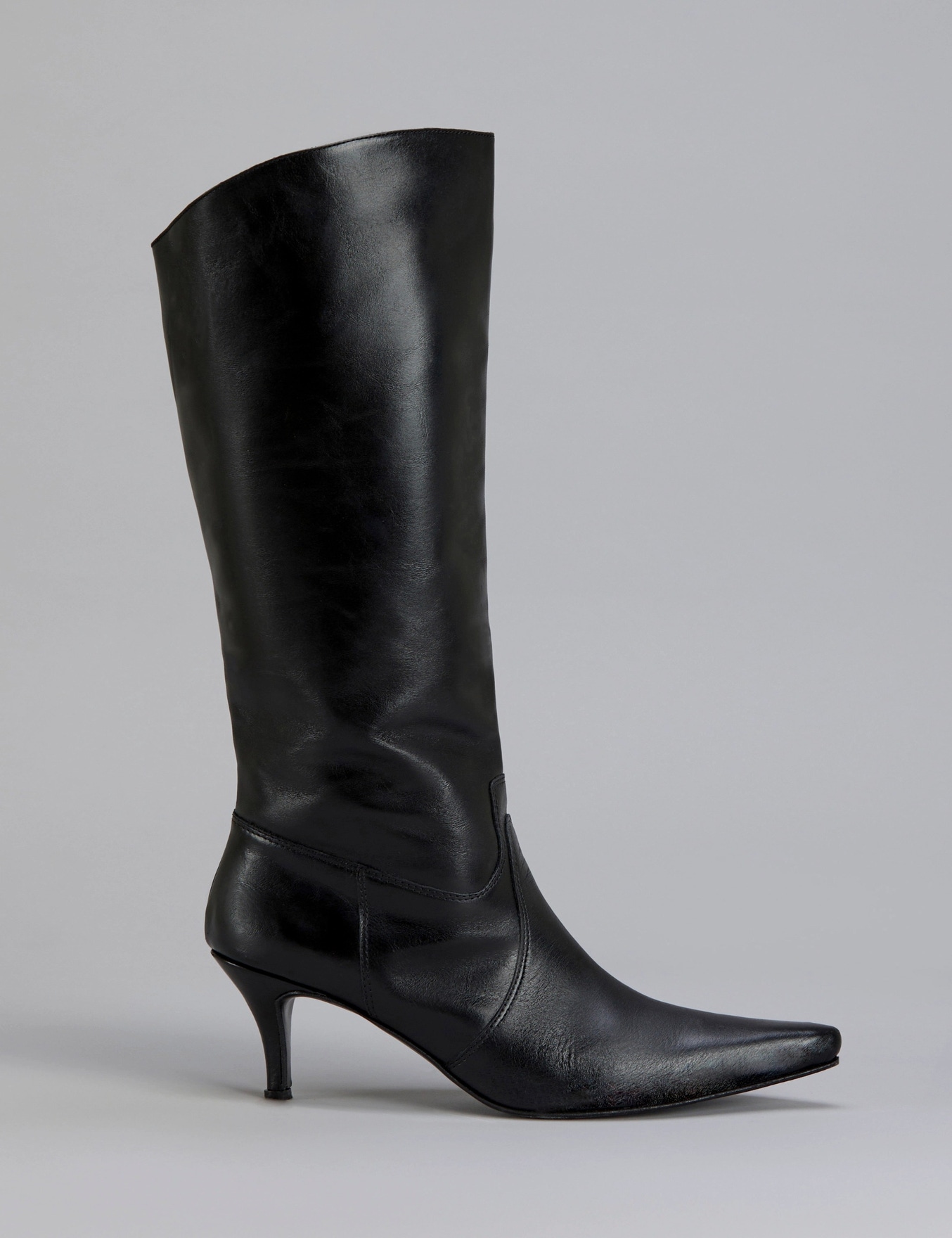 BOTA HONKY