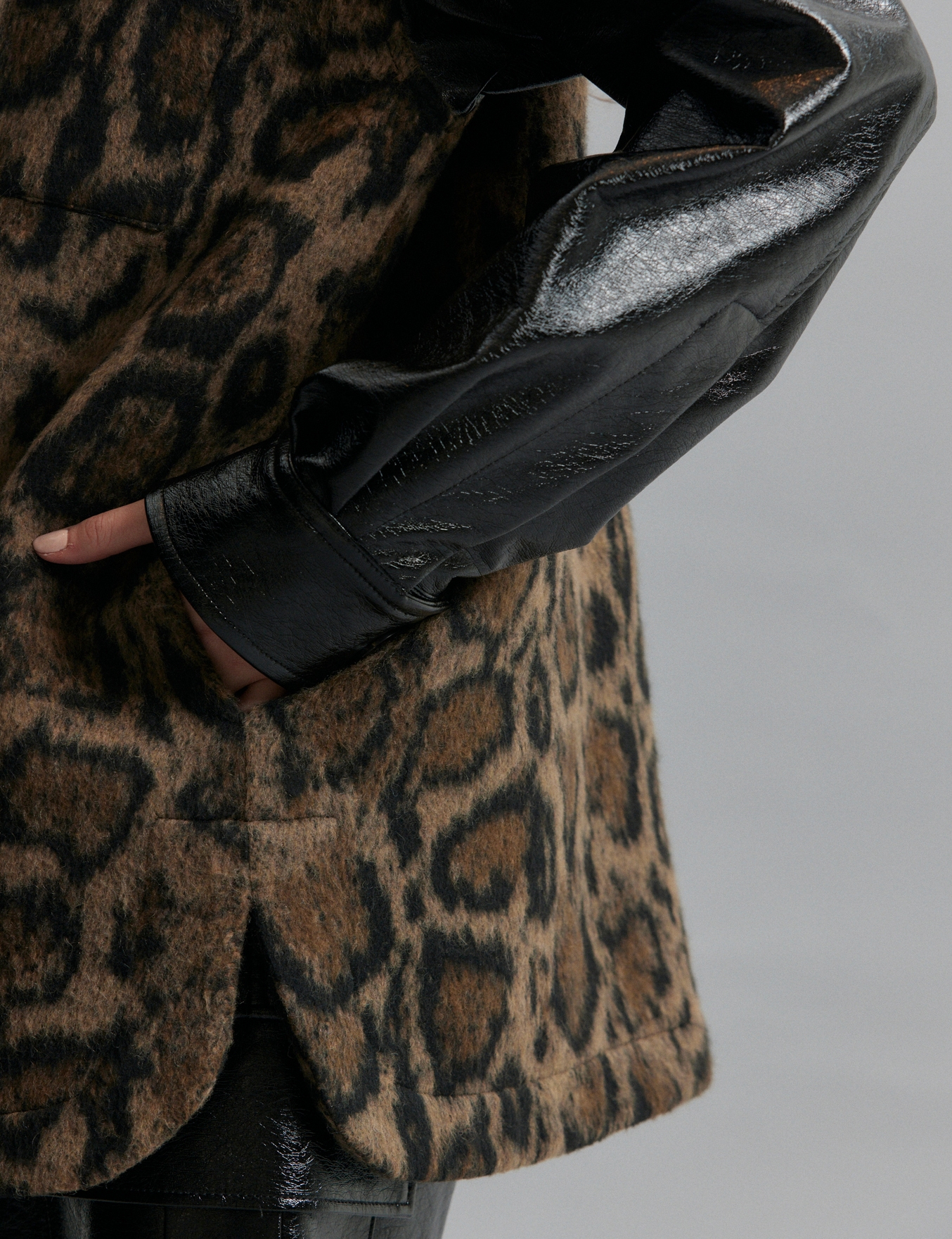 CAMPERA SURVIVOR