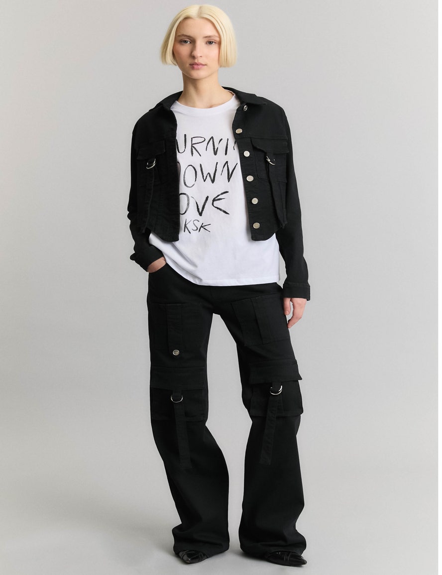 REMERA BURNING LOVE