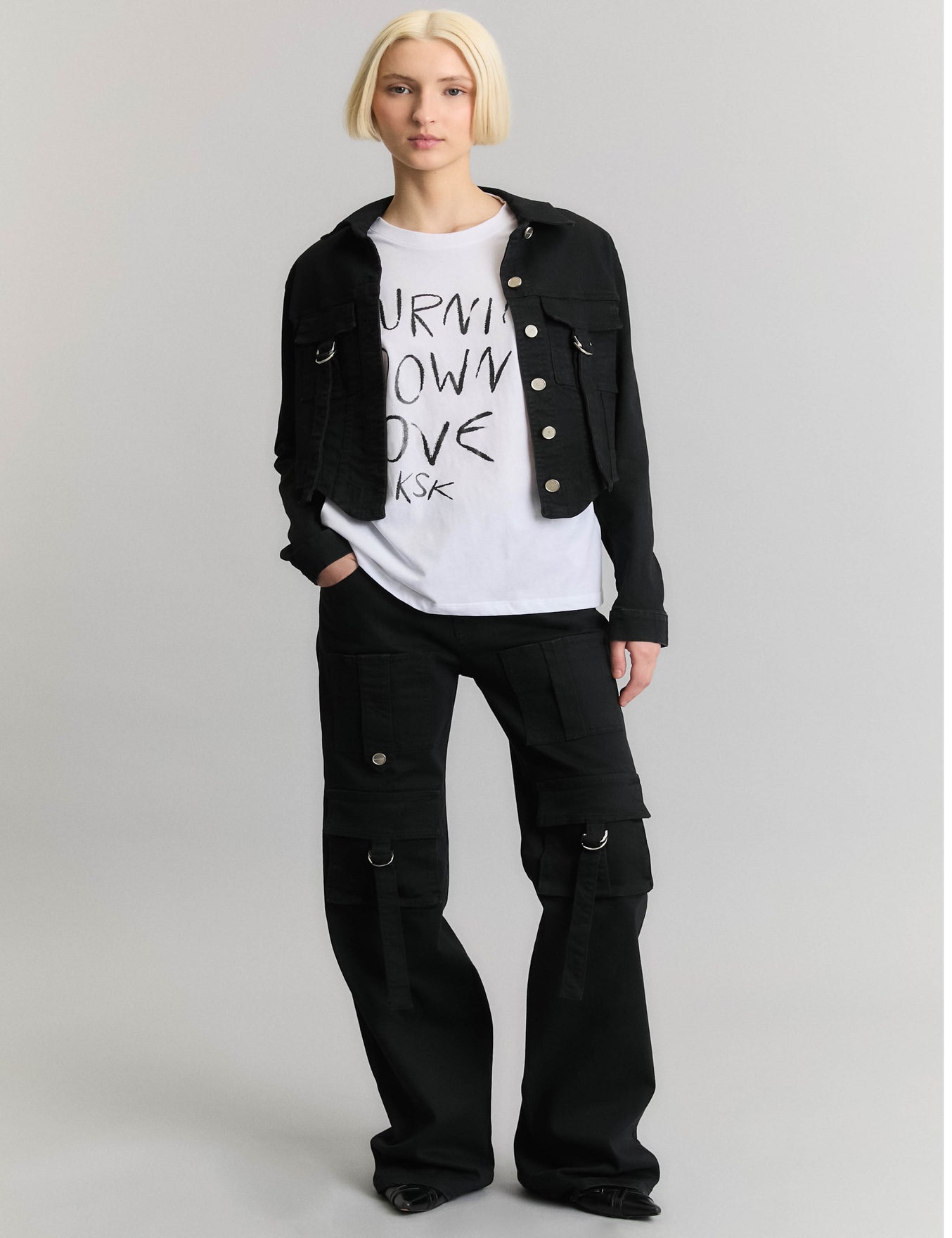 REMERA BURNING LOVE