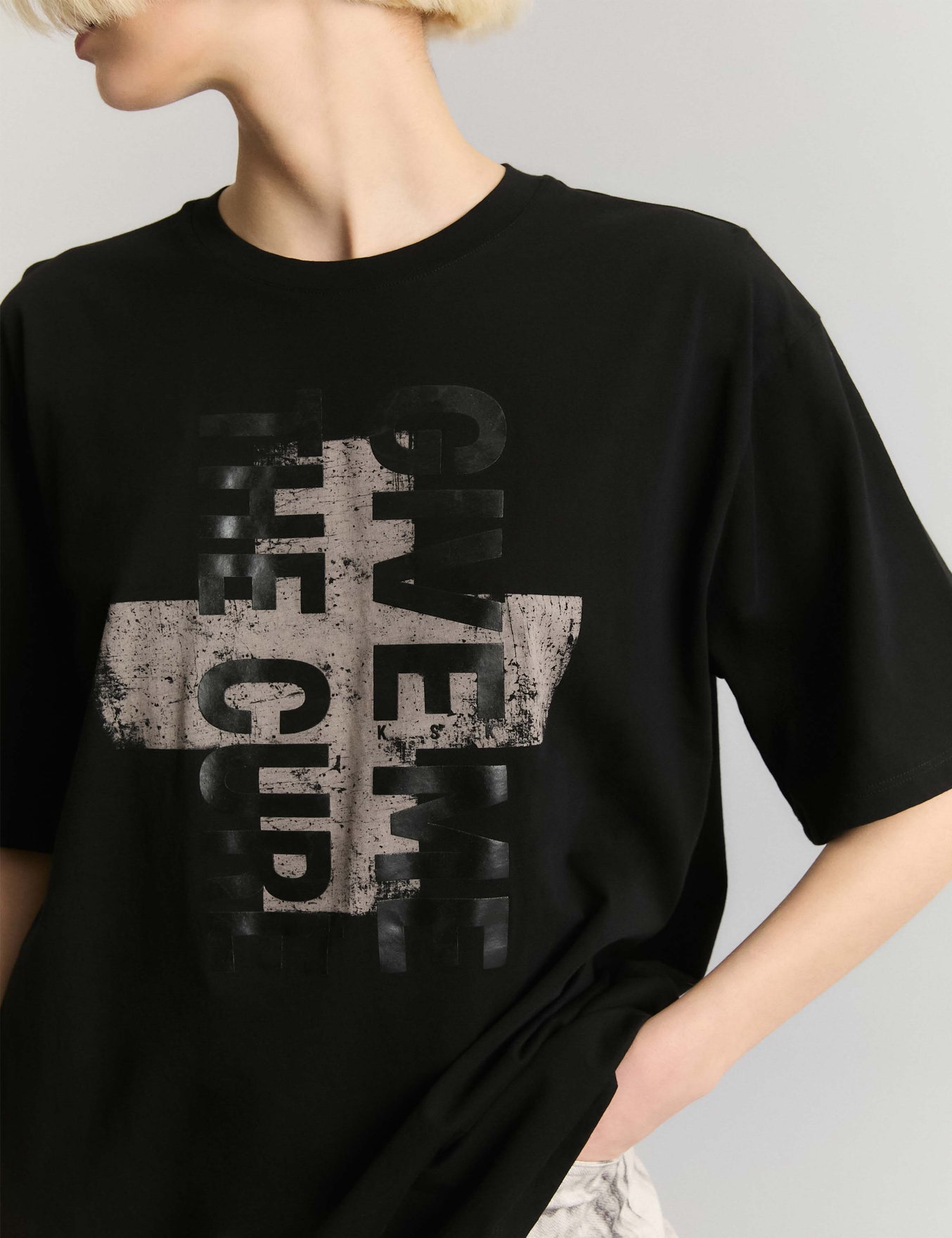 REMERA GIVE ME THE CURE