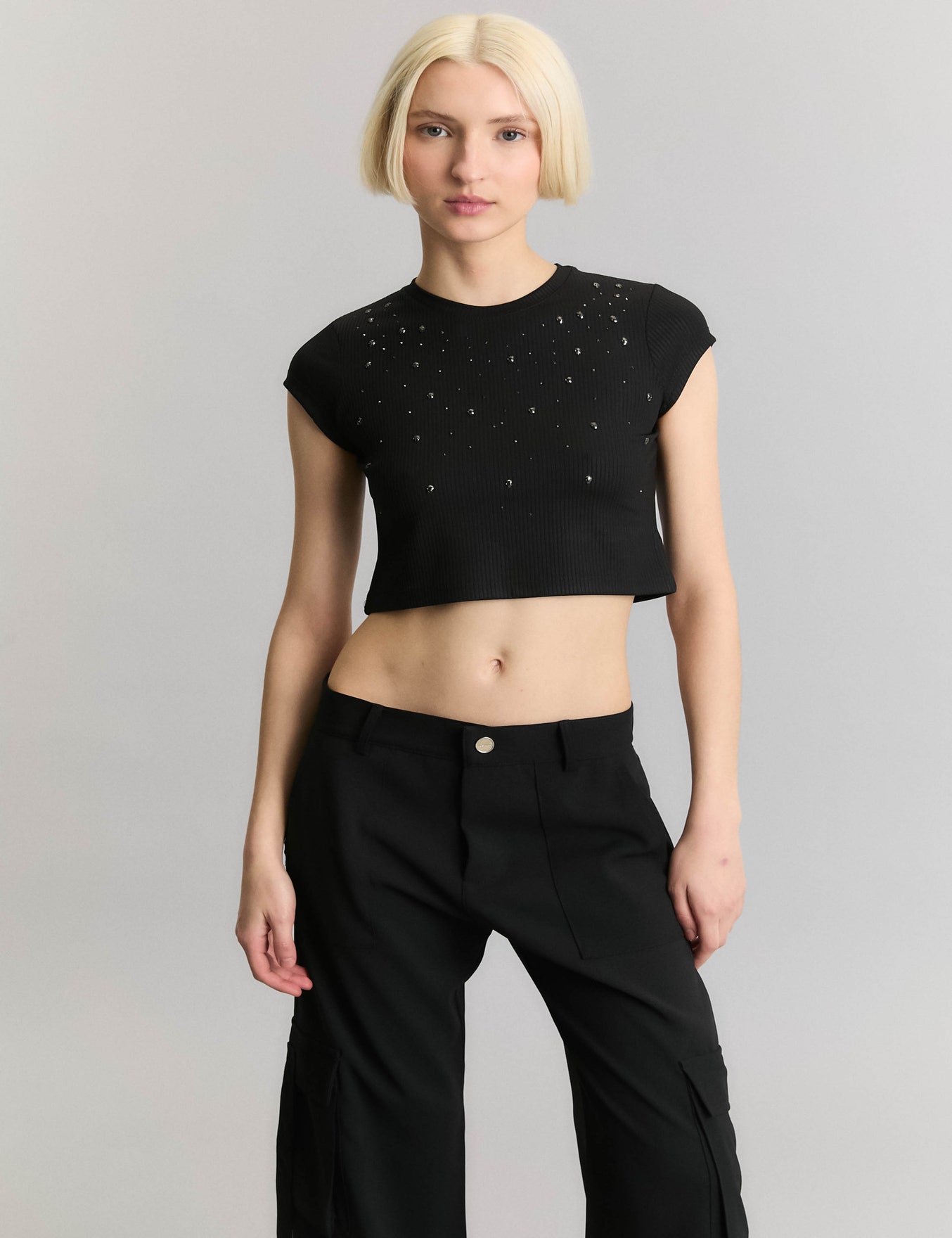 REMERA CROP SKULLS                                                                                   