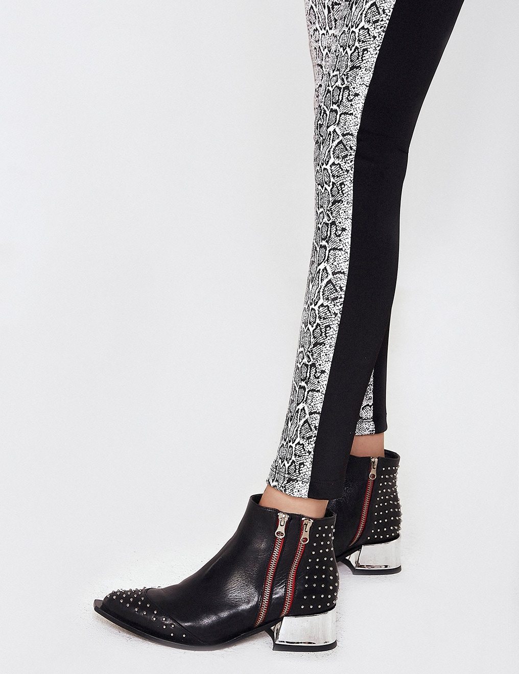 CALZA WHITE SNAKE