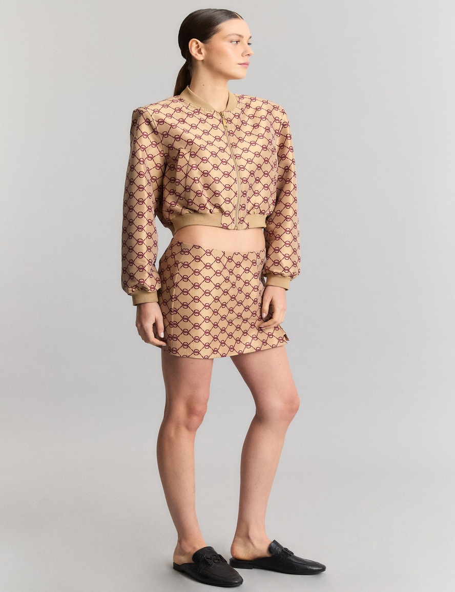 FALDA IDENTITY                                                                                       