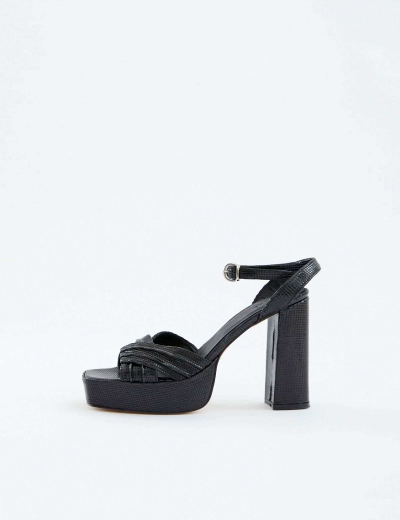 SANDALIA ROMANTIC ATTRACTION LEATHER