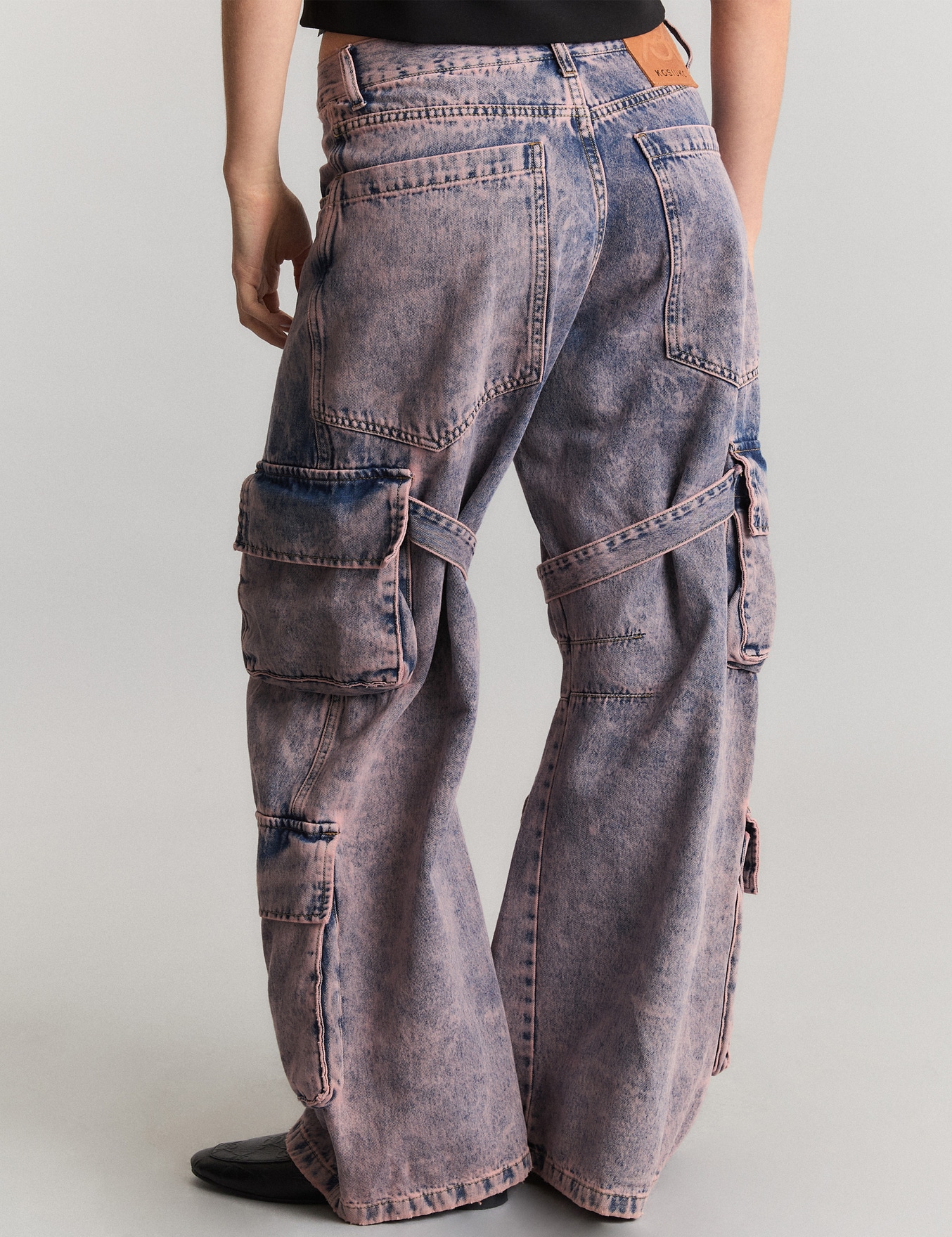 JEANS CARGO ATENAS PINK                                                                              