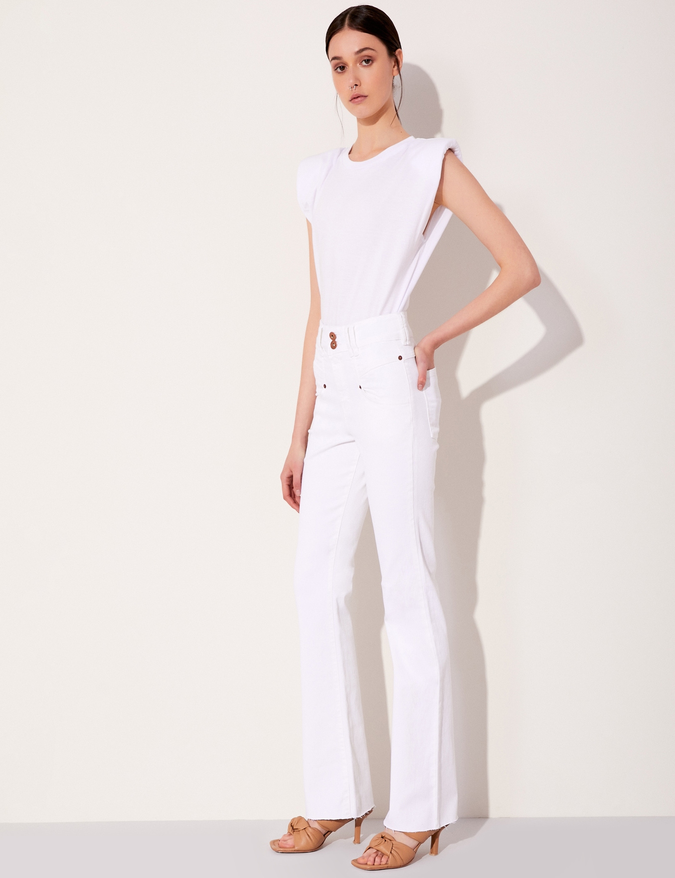 JEANS BOOTCUT MAGGIE WHITE