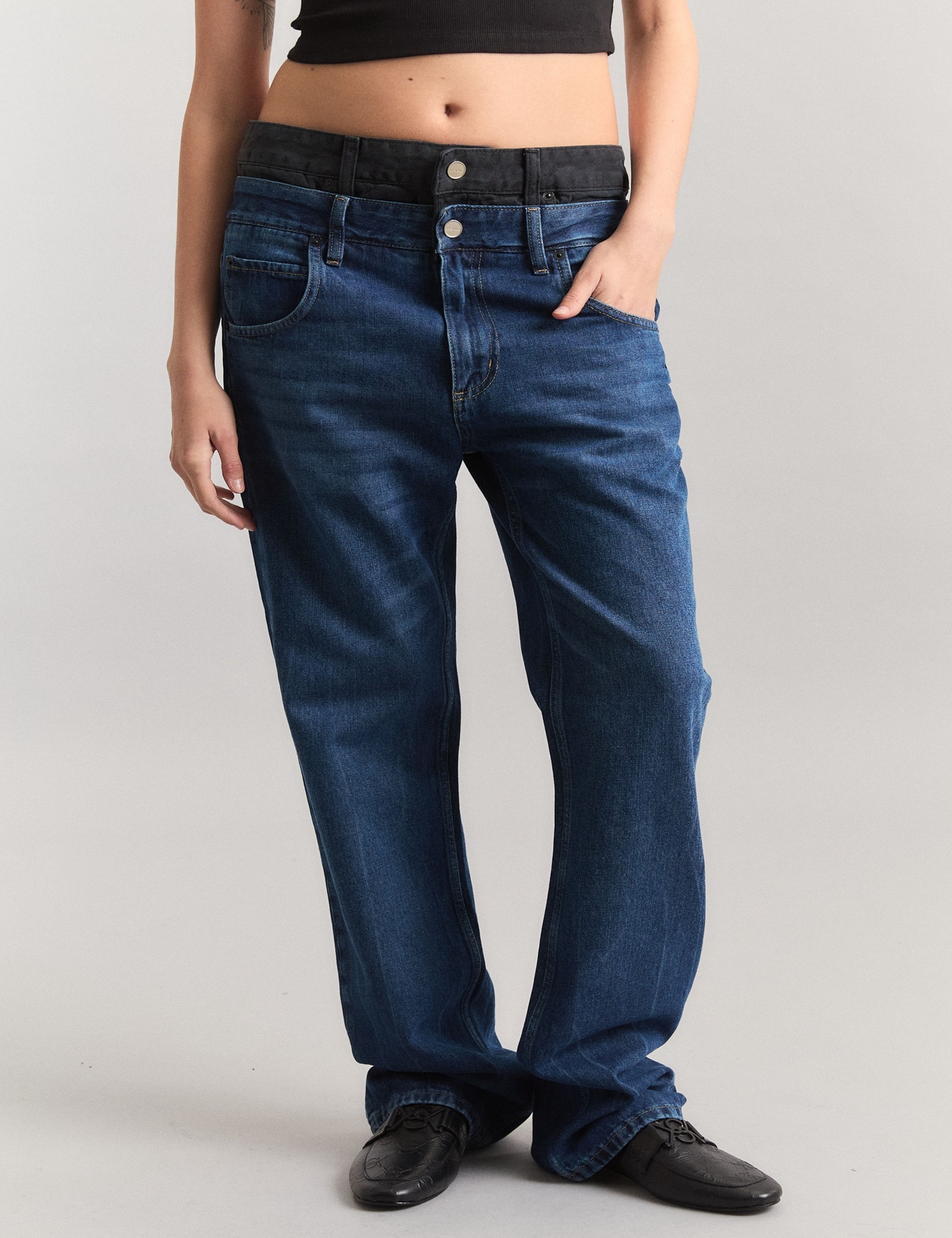 JEANS CLASH                                                                                          