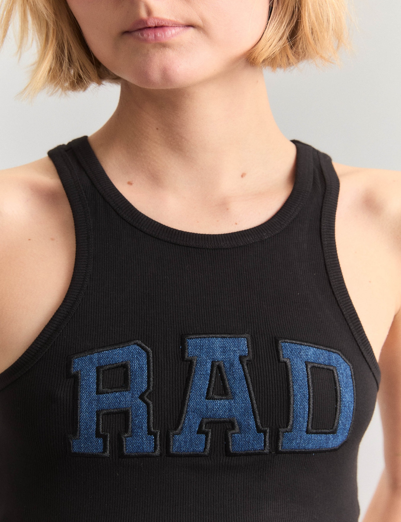 MUSCULOSA RAD                                                                                        