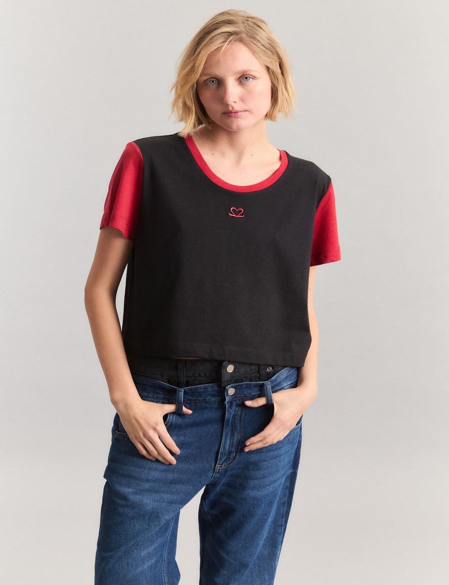 REMERA RADIO                                                                                         