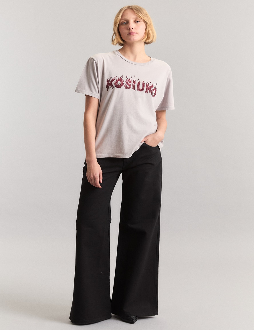 REMERA KOSIUKO ON FIRE                                                                               