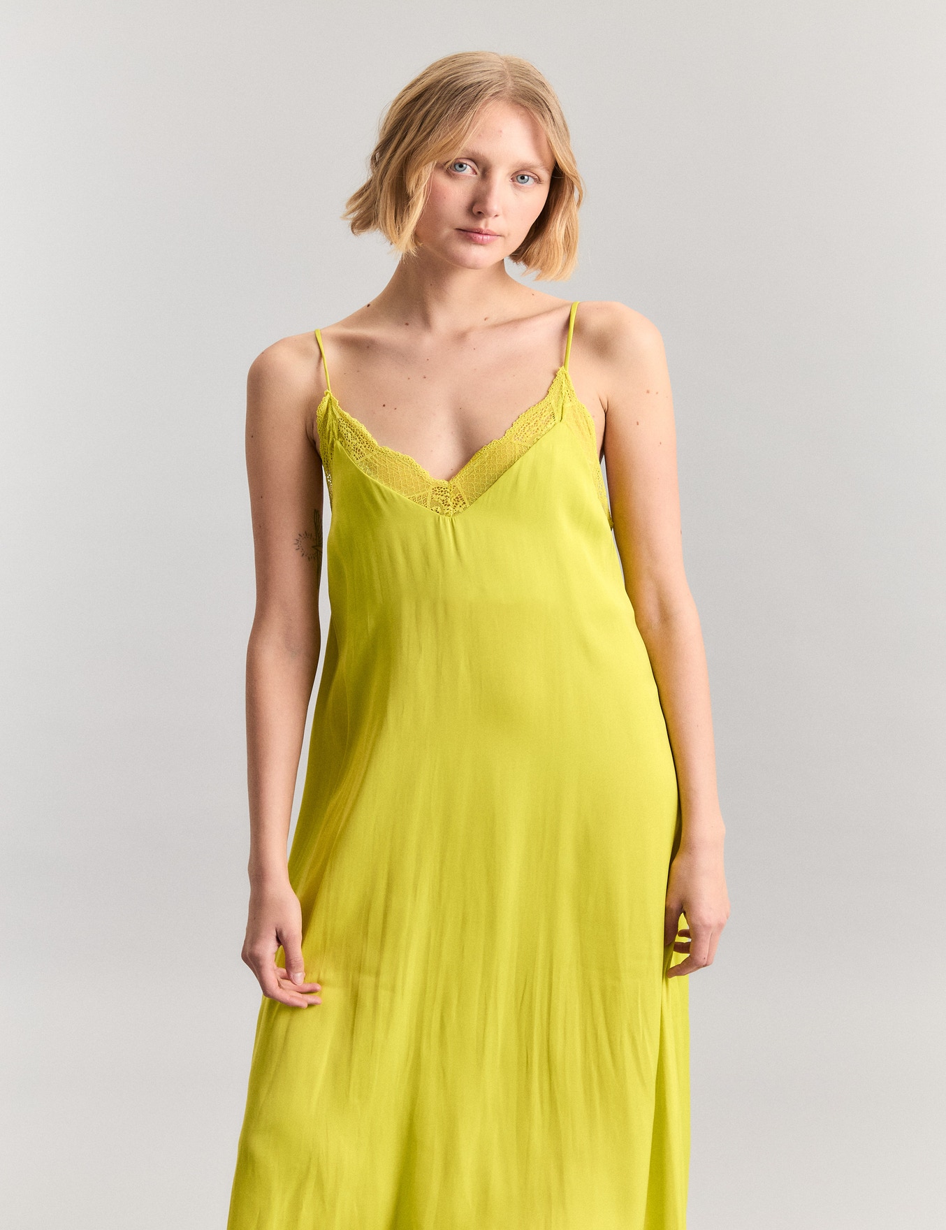 VESTIDO DESTINATION                                                                                  