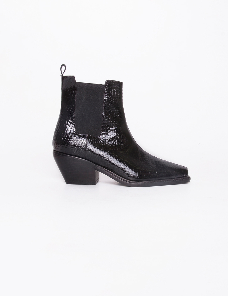 BOTA RANNELS BLACK