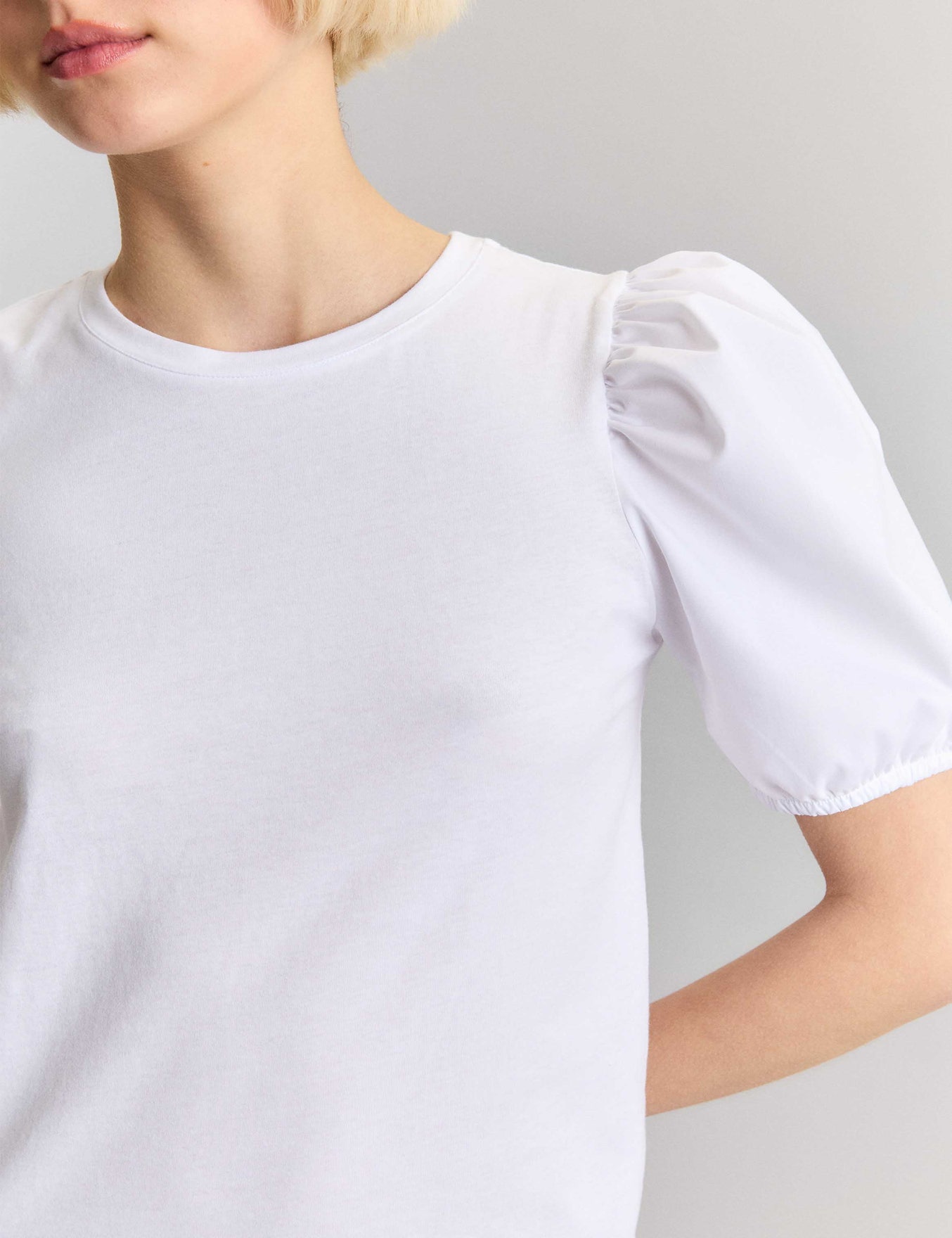 REMERA LAIA