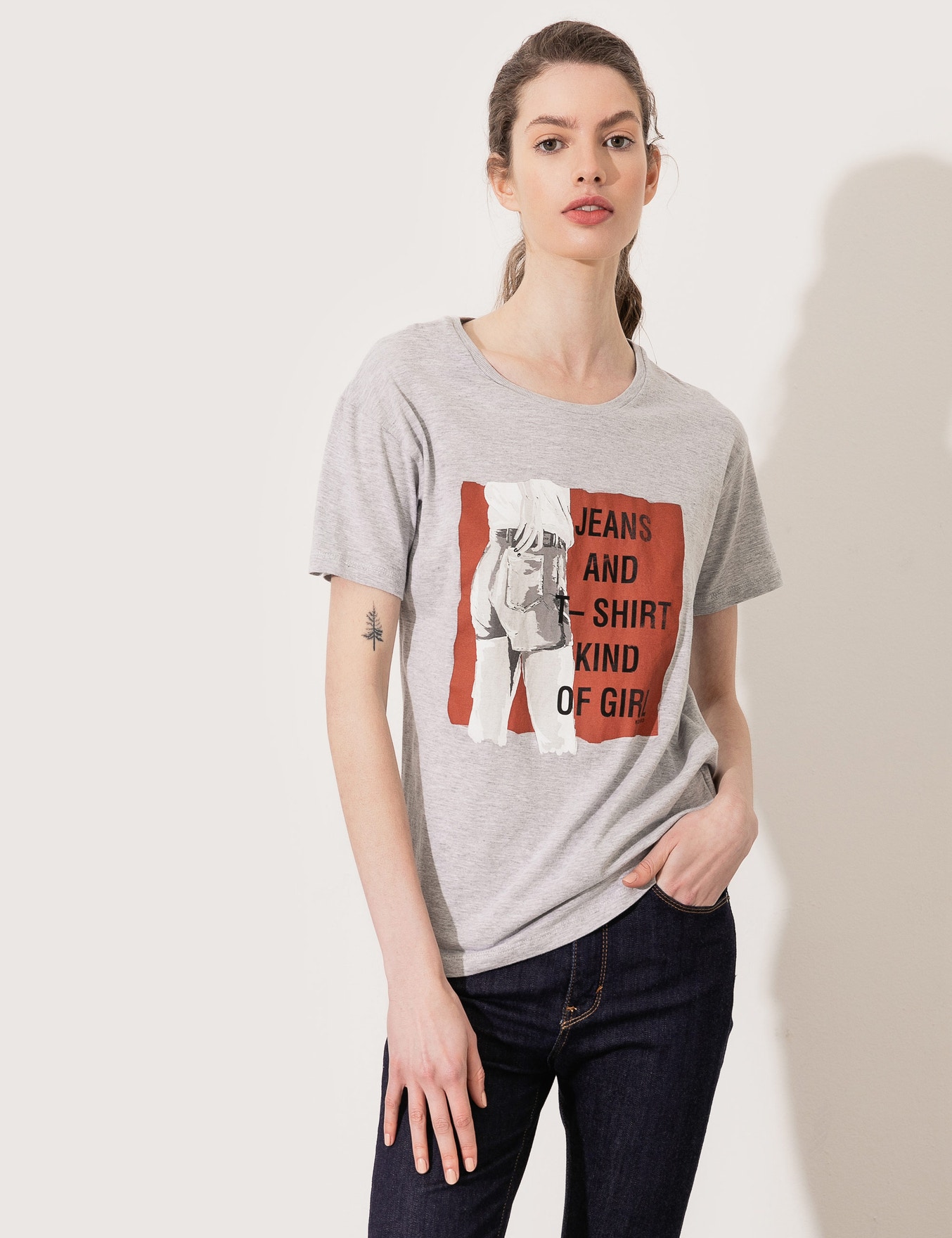 REMERA KIND OF GIRL