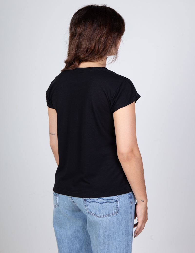 REMERA ROCK SIGN DARK                                                                                