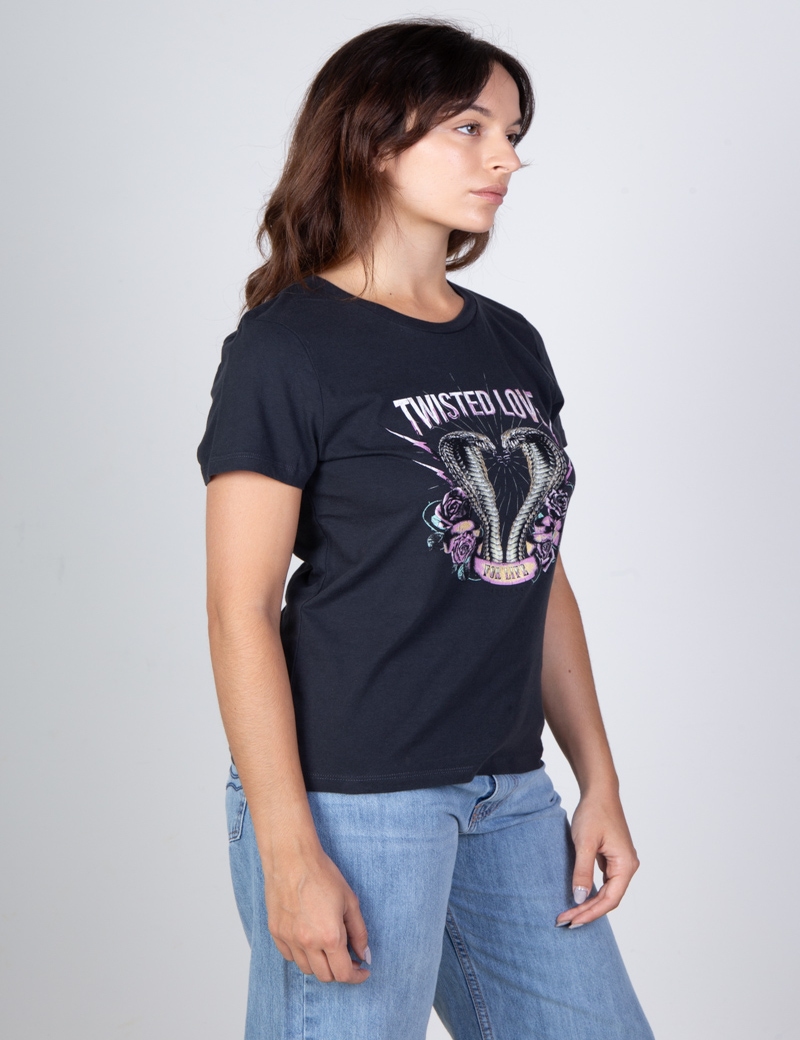 REMERA TWISTED SNAKES                                                                                