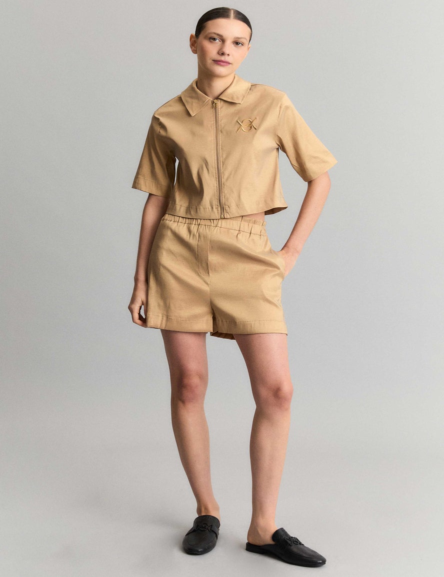 SHORT JUST BE                                                                                        