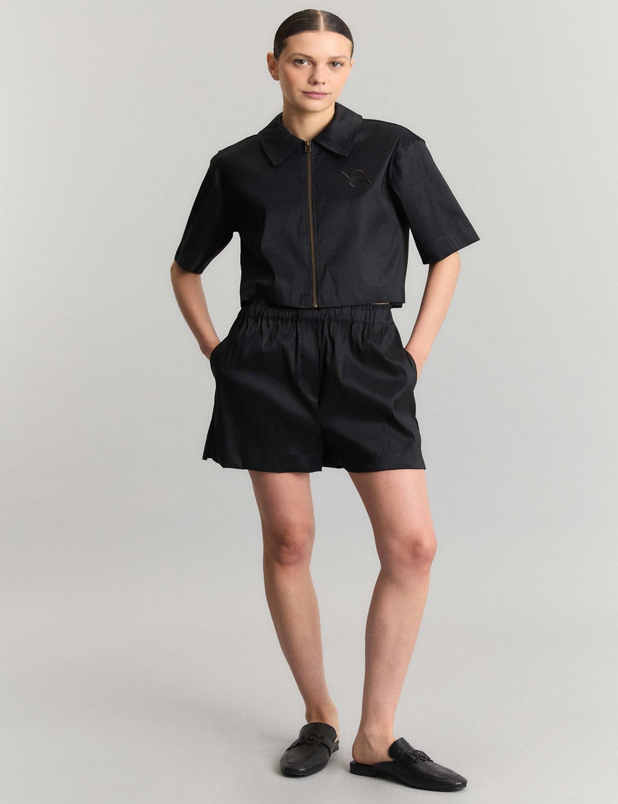 SHORT JUST BE                                                                                        
