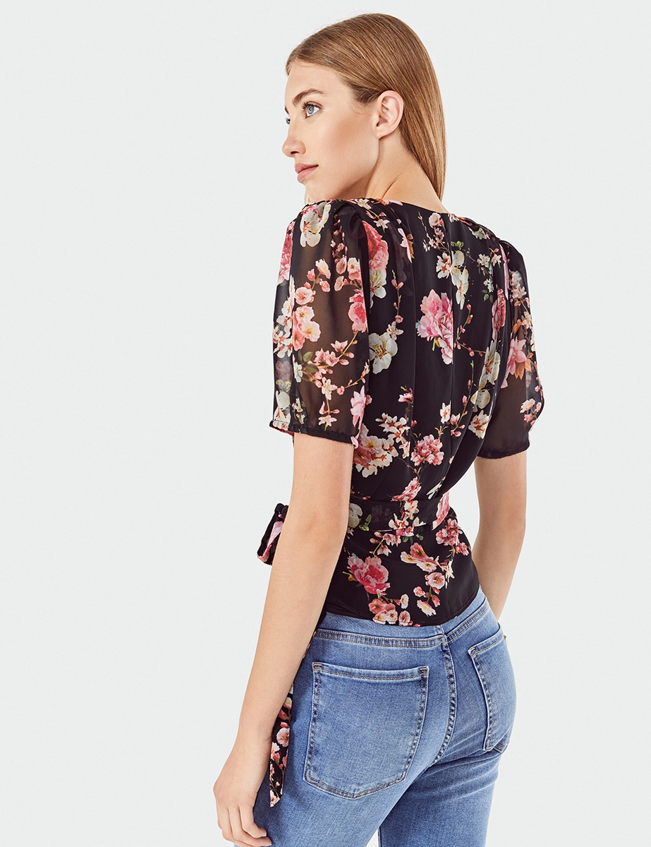 BLUSA FLOWERS LOVE